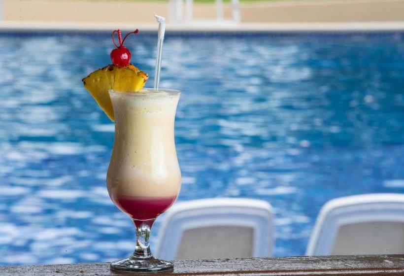 酒店 Coronado Luxury Club & Suites