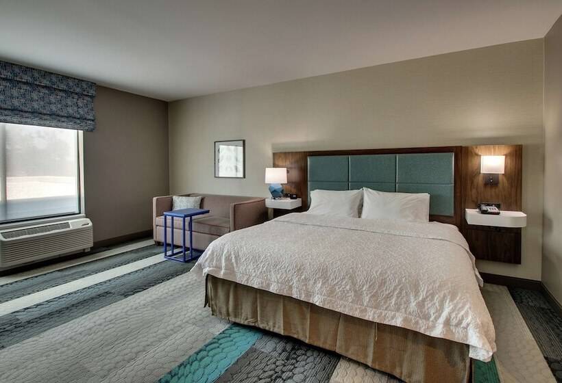 فندق Hampton Inn & Suites Southport