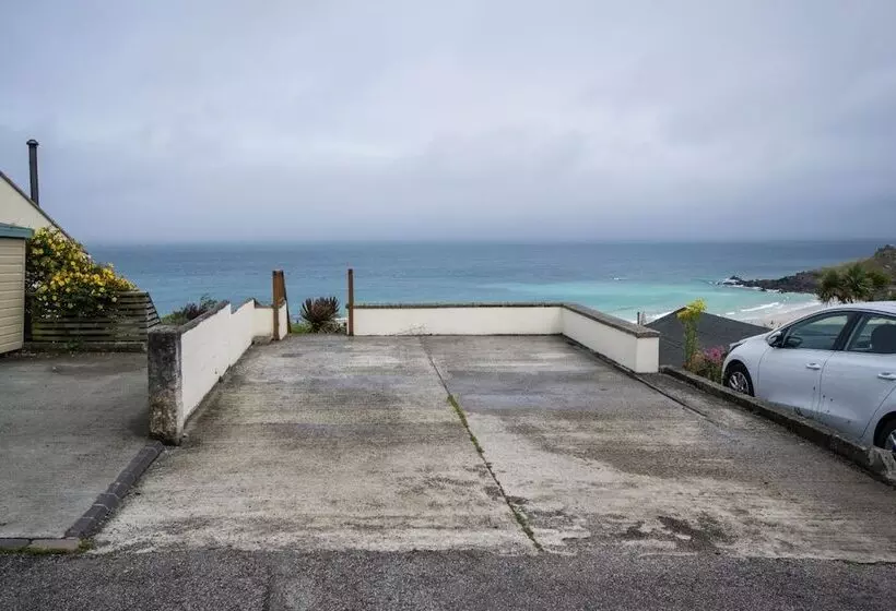 Majatalo Atlantic Heights Guest House