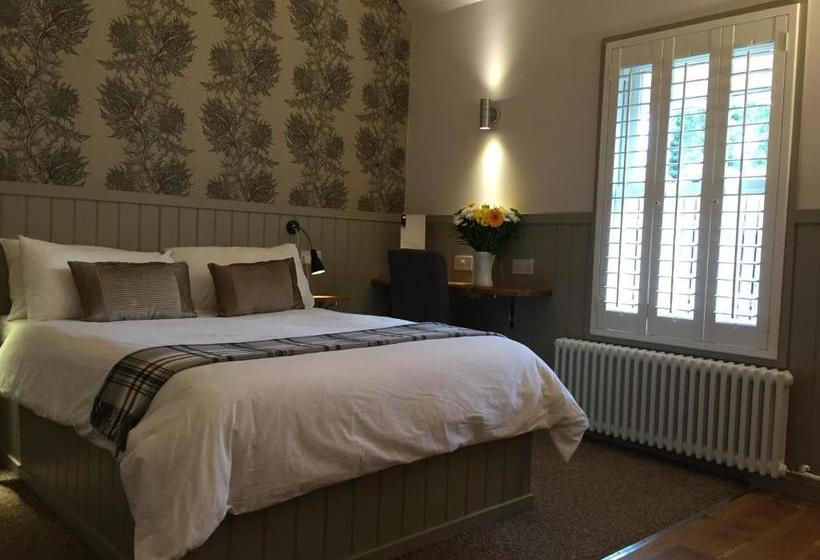 פנסיון Irvine Bay