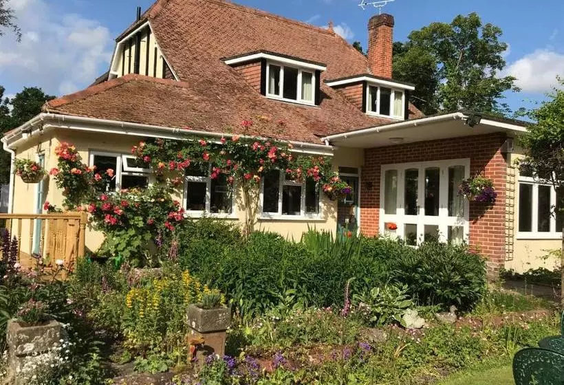Majatalo Kingswood Cottage