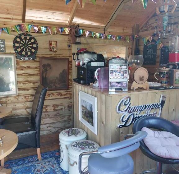 פנסיון Nest Guesthouse