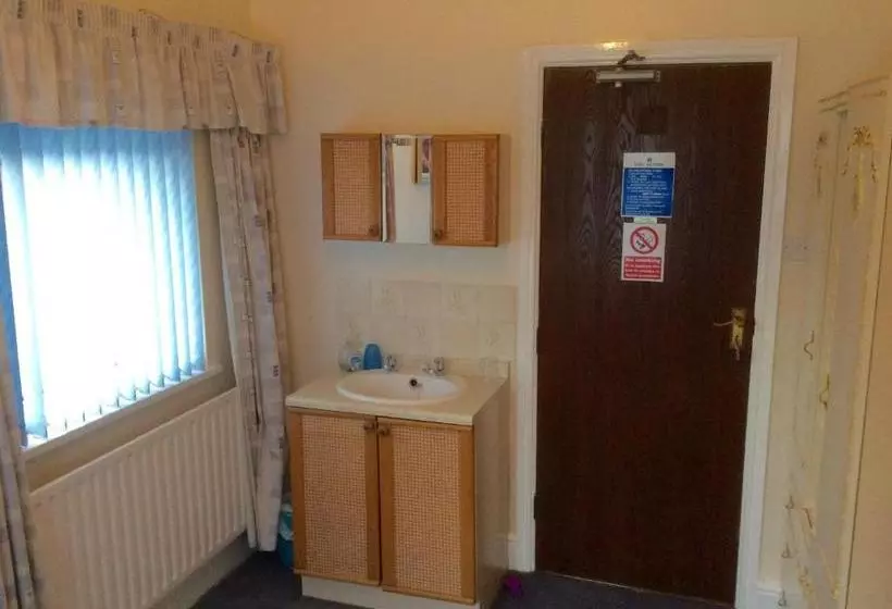 Majatalo Tanamara Guest House