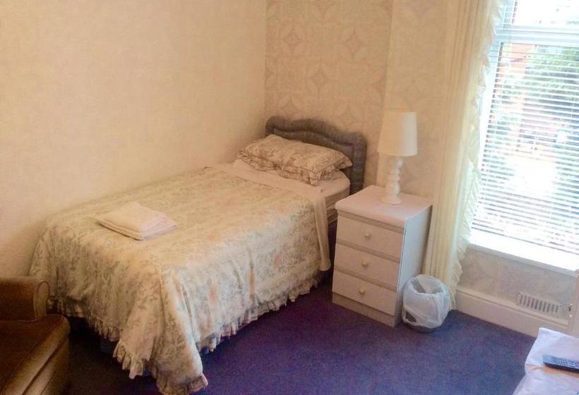 Пансион Tanamara Guest House