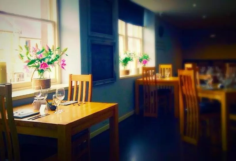 پانسیون The Fife Arms