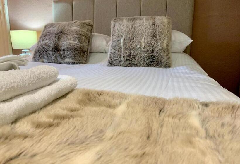 Majatalo The Fife Arms