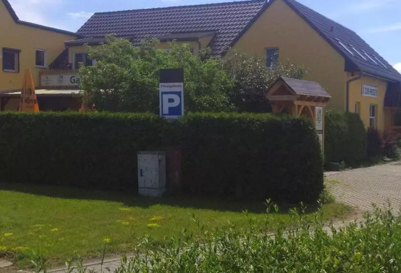 Retkeilymaja Gasthaus Zur Hecke