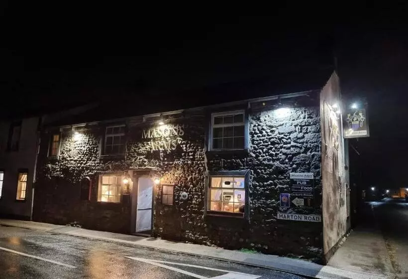 Retkeilymaja Masons Arms