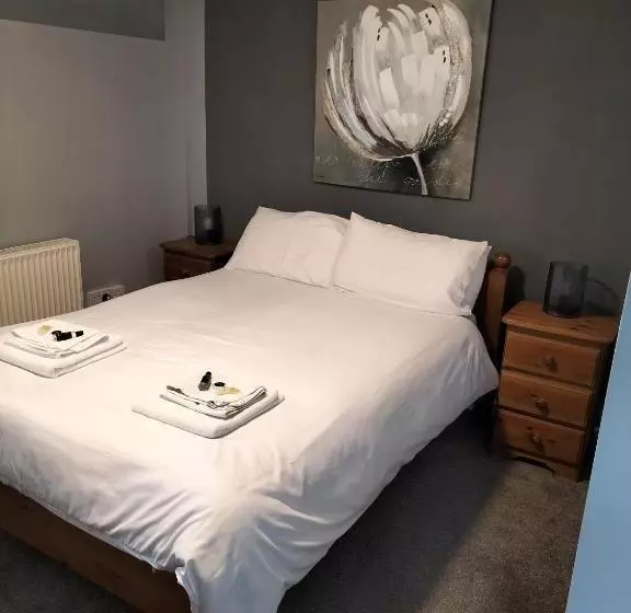 Hostel The Castle Inn