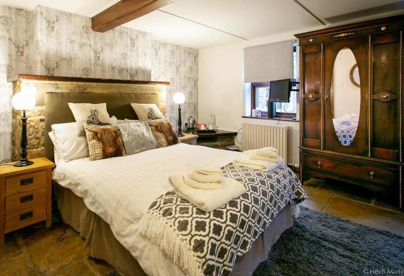 فندق صغير The Old Hall Inn