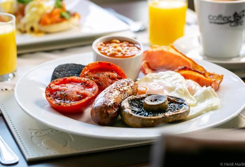 فندق صغير The Old Hall Inn