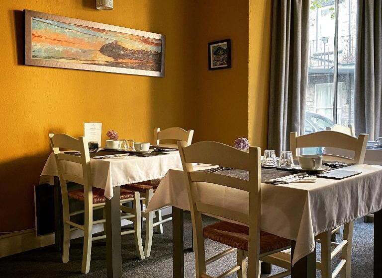 Crafnant House   Bed & Breakfast