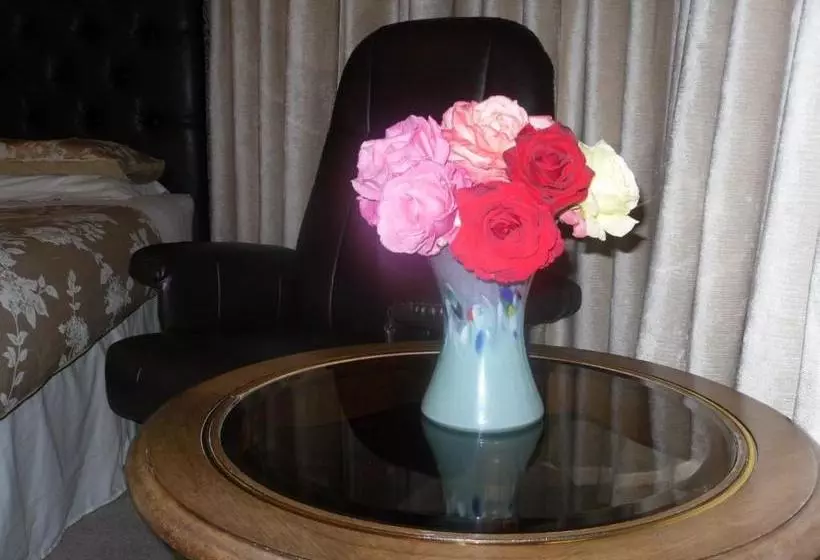 پانسیون Ardfern Guest House