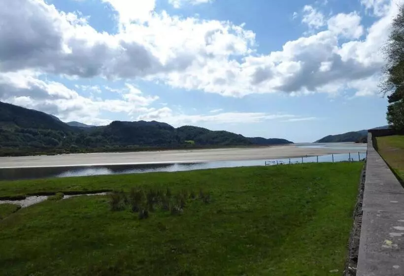 Majatalo Borthwnog Hall