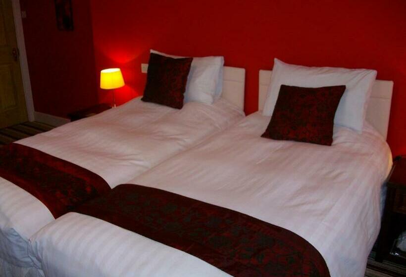 Пансион Gate Lodge Guest House