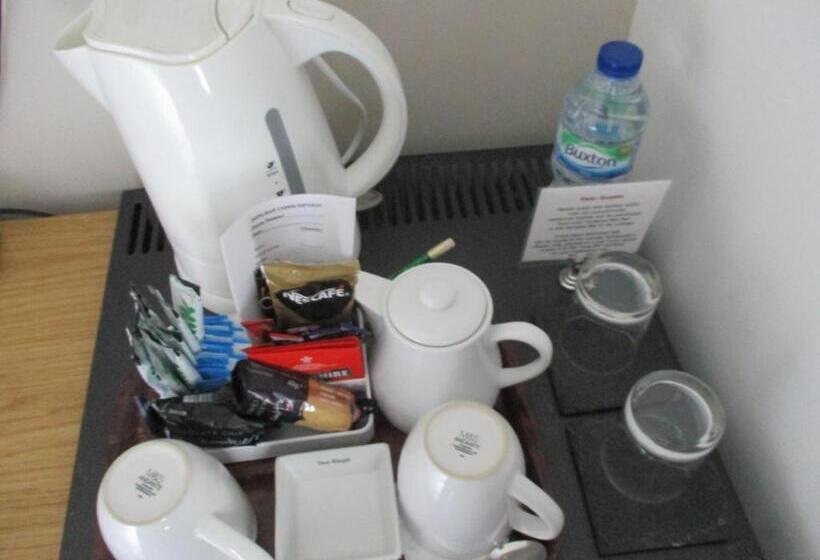 Пансион Gate Lodge Guest House