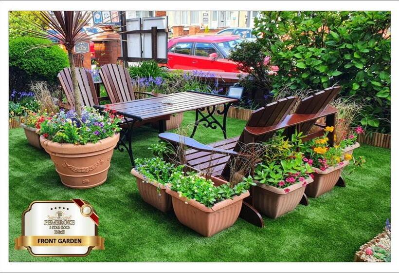 ペンション Pembroke Bed & Breakfast