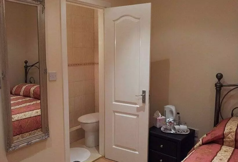 Majatalo The Dharma Lodge