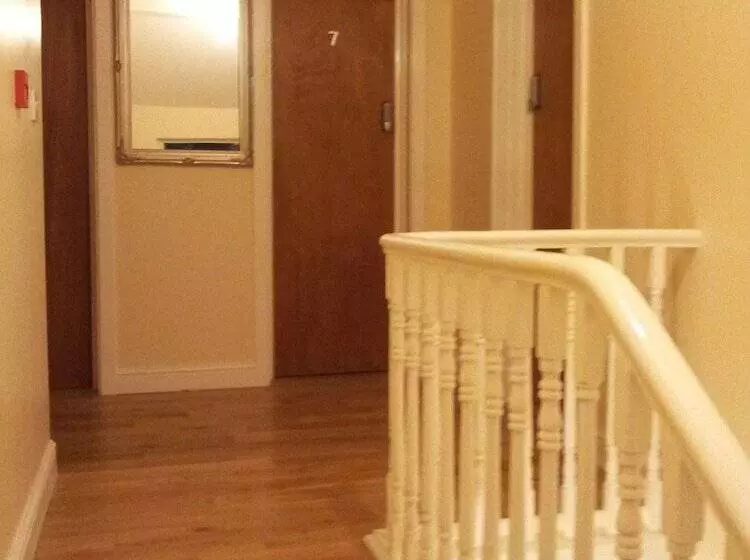 Majatalo The Dharma Lodge