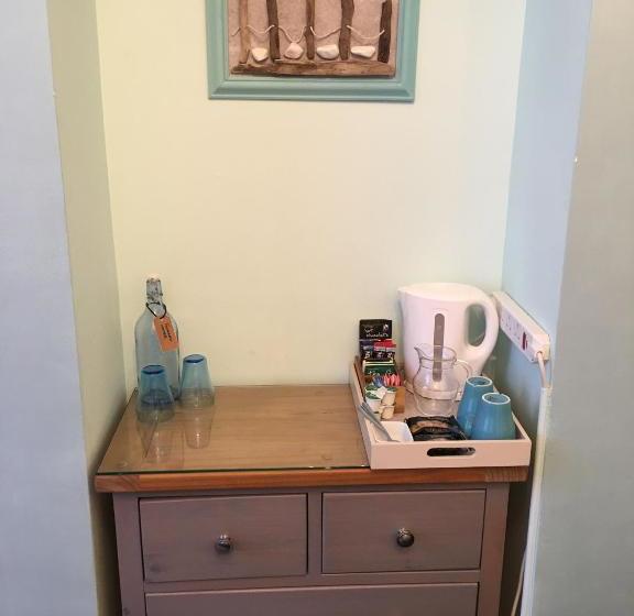 بنسيون The Weatherdene