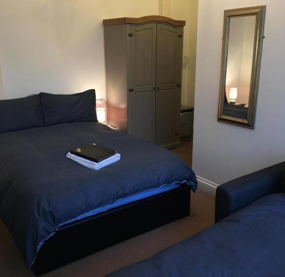 بنسيون The Weatherdene