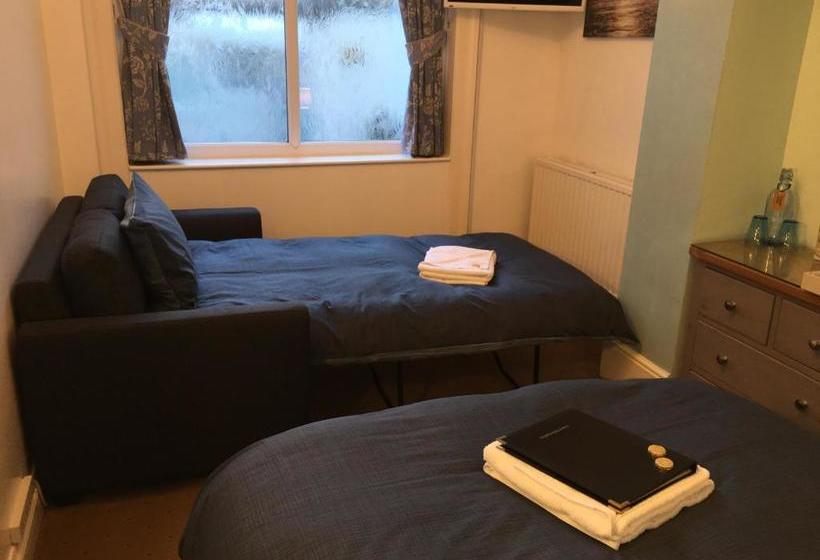 بنسيون The Weatherdene