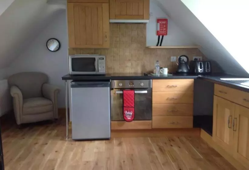 Majatalo Woodland Guesthouse