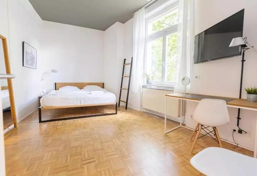 Majatalo Green Residence Boutique Lofts & Villa