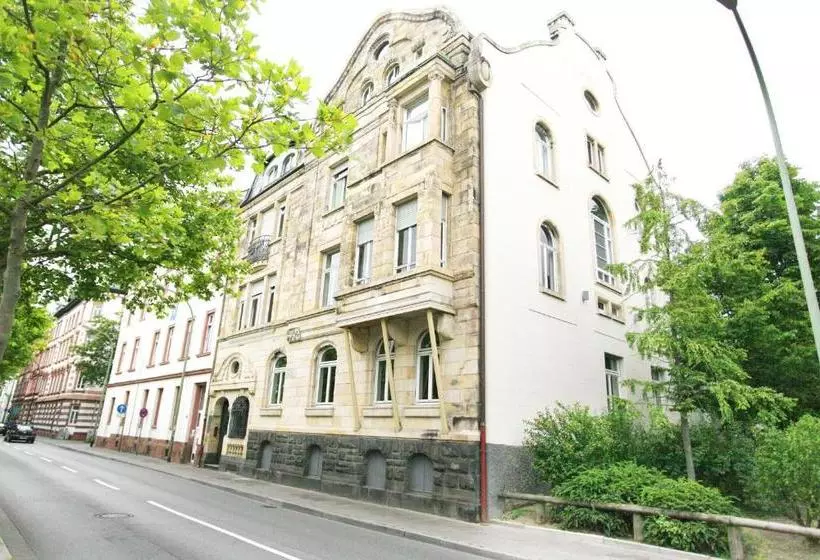 Majatalo Green Residence Boutique Lofts & Villa