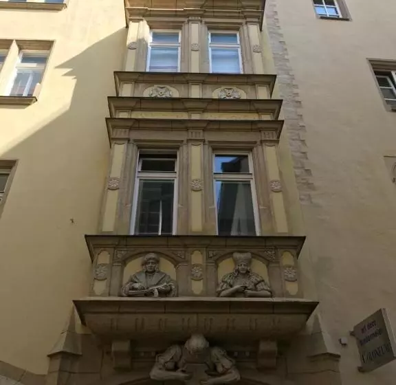 Palazzo Am Dom