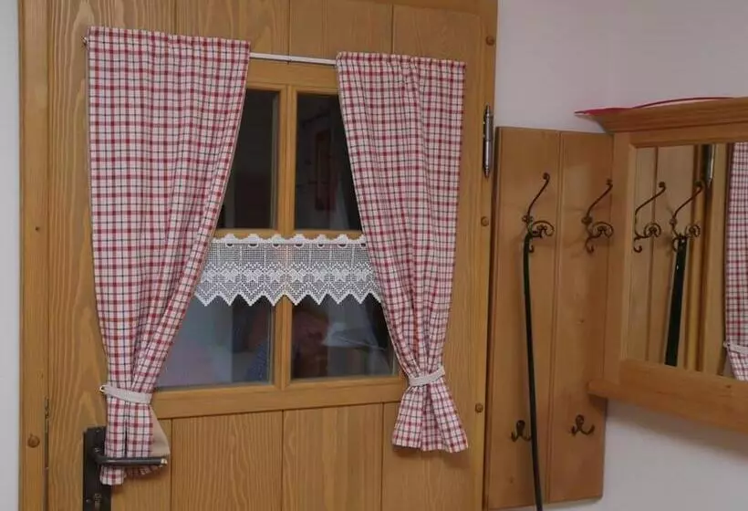 Majatalo Zum Egerländer Fachwerkhof