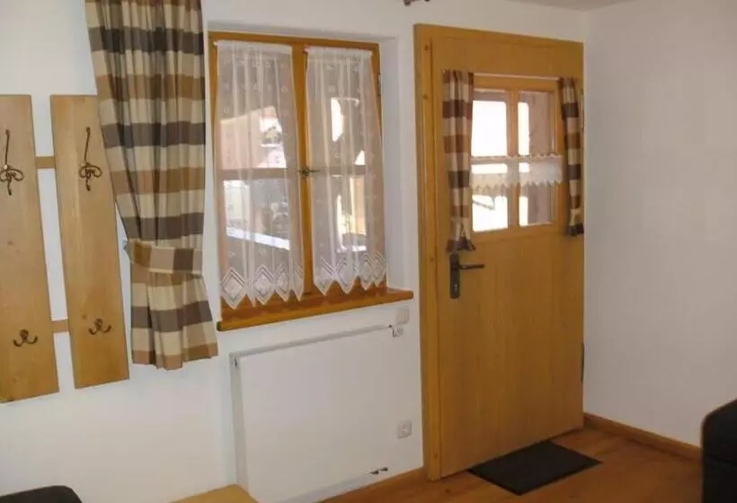 Majatalo Zum Egerländer Fachwerkhof