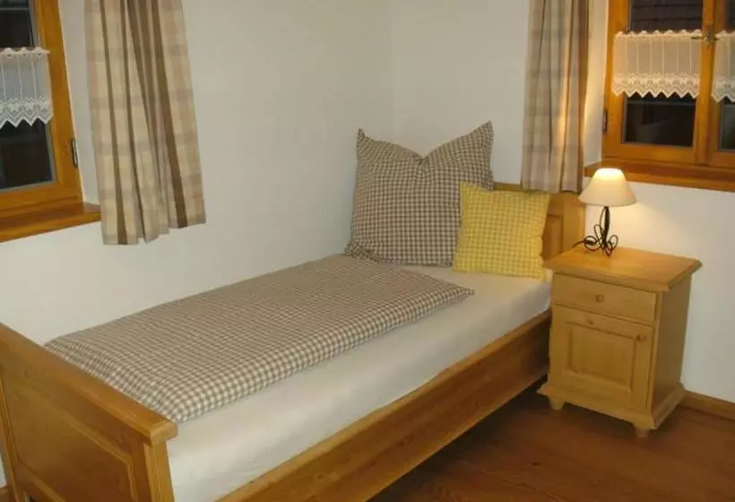 Majatalo Zum Egerländer Fachwerkhof