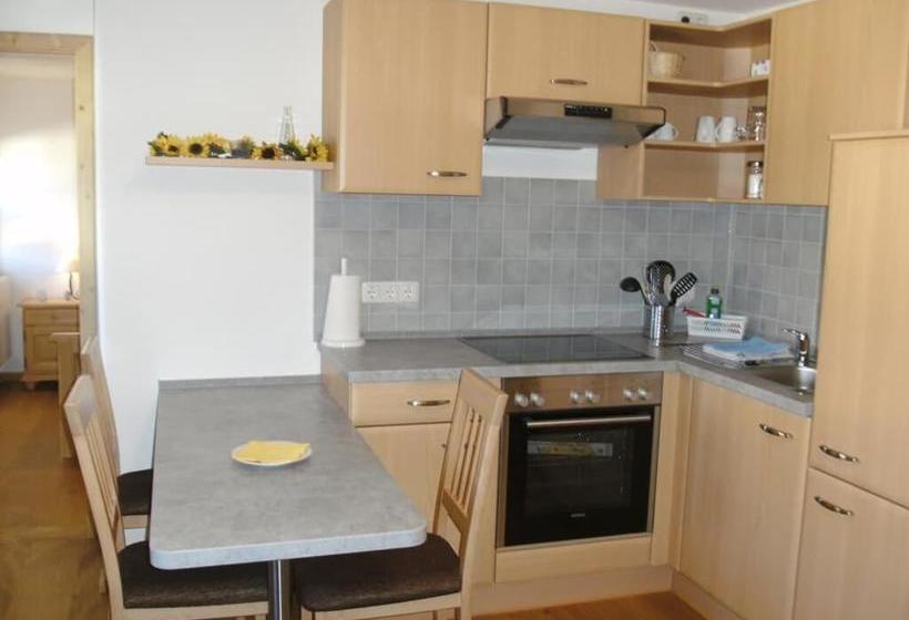 Pensão Zum Egerländer Fachwerkhof