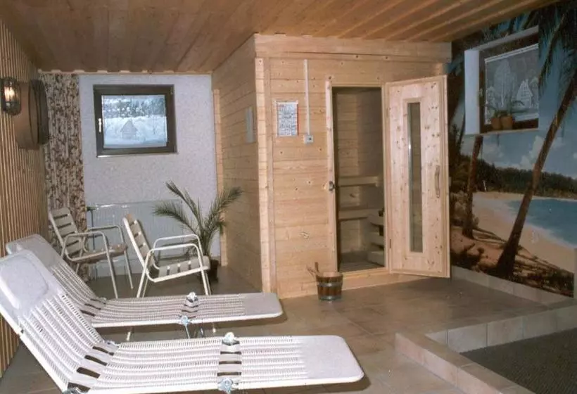 Aamiaismajoitus (B&B) Landhaus Enztalperle