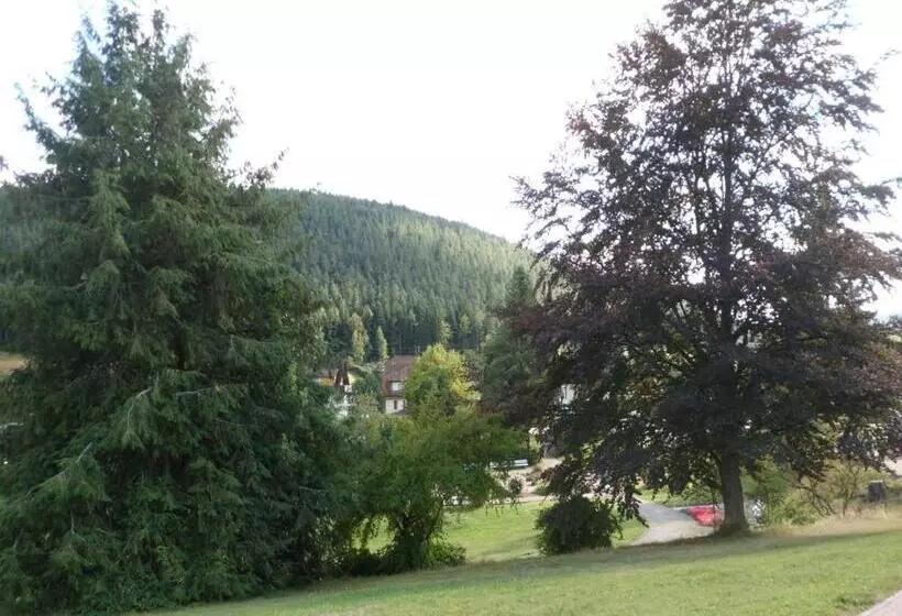 Aamiaismajoitus (B&B) Landhaus Enztalperle