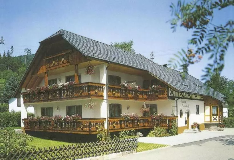 Aamiaismajoitus (B&B) Landhaus Enztalperle
