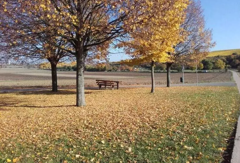 Majatalo Boardinghouse Alte Bank