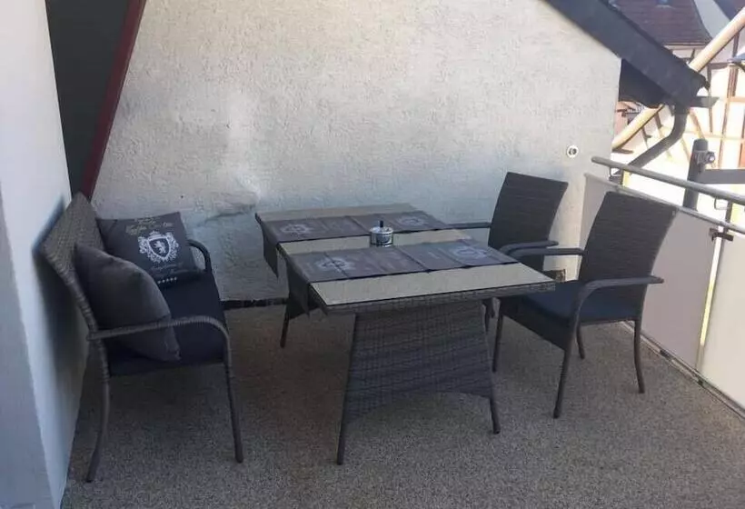 Majatalo Boardinghouse Alte Bank