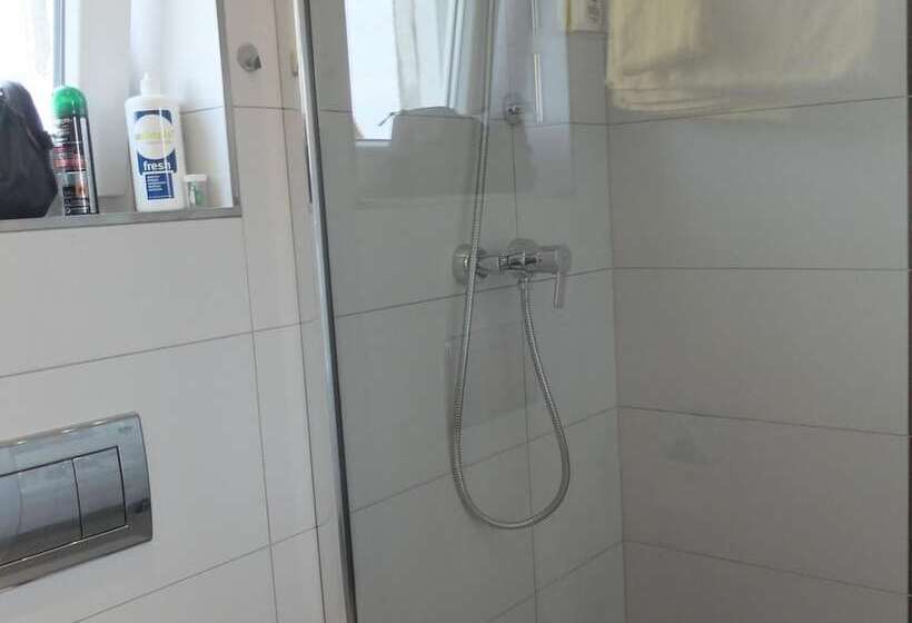 ペンション Gästehaus Hermine