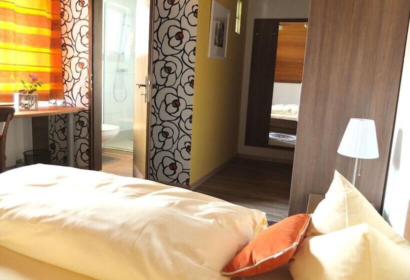 ペンション Gästehaus Hermine