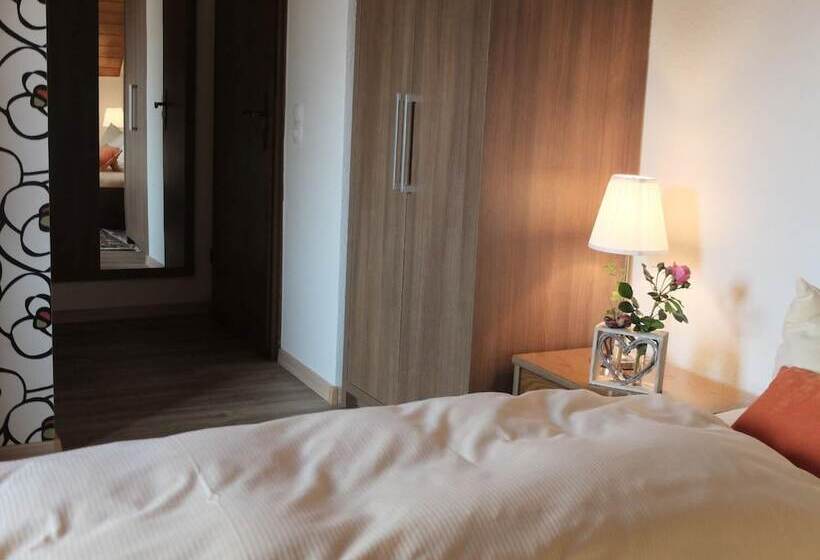 ペンション Gästehaus Hermine