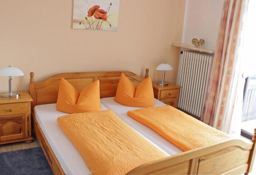 ユースホステル Berggasthof Lusen