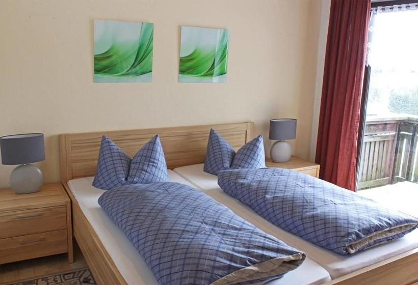 ユースホステル Berggasthof Lusen