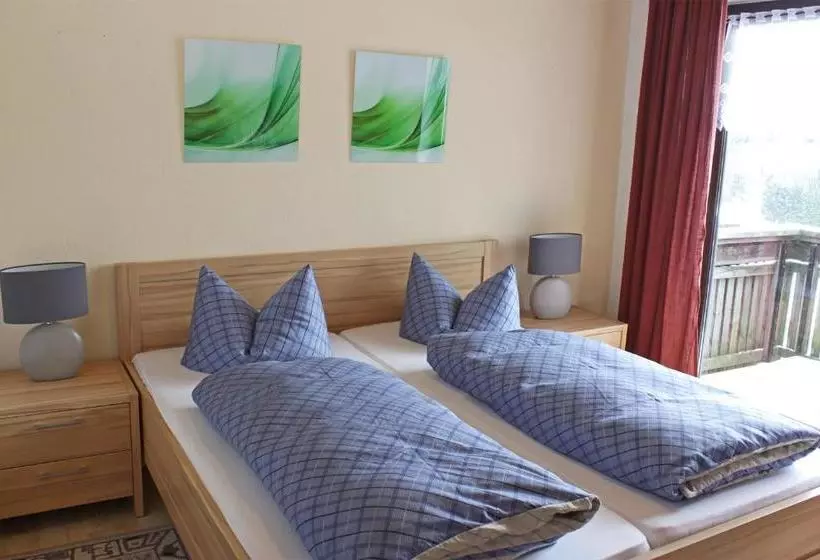 Retkeilymaja Berggasthof Lusen