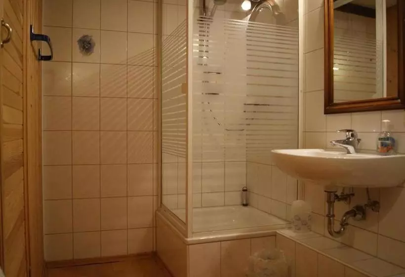 Retkeilymaja Gasthaus Alte Brauerei