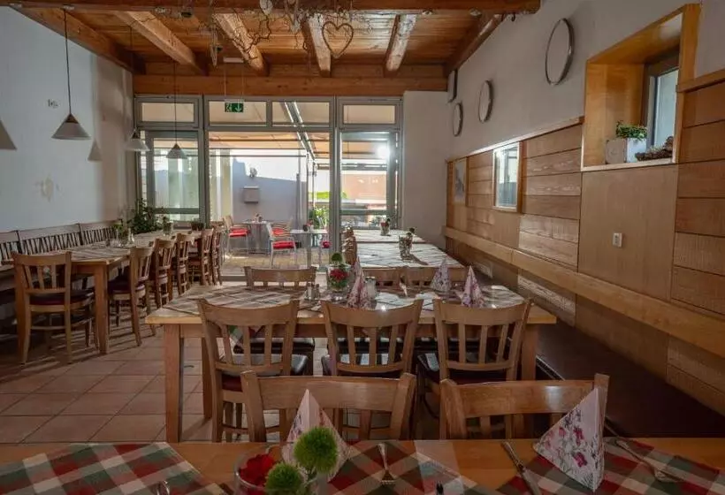 Hostel Gasthof Hosbein