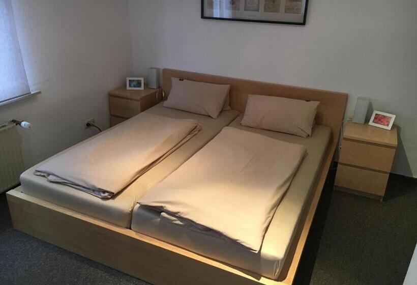 호스텔 Landgasthof Drei Eichen