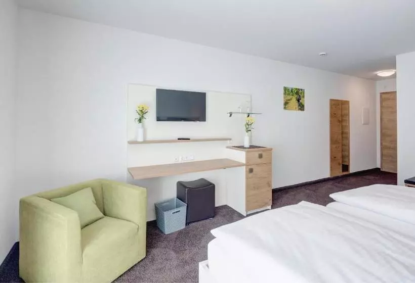 Retkeilymaja Vinotel Heinz J. Schwab