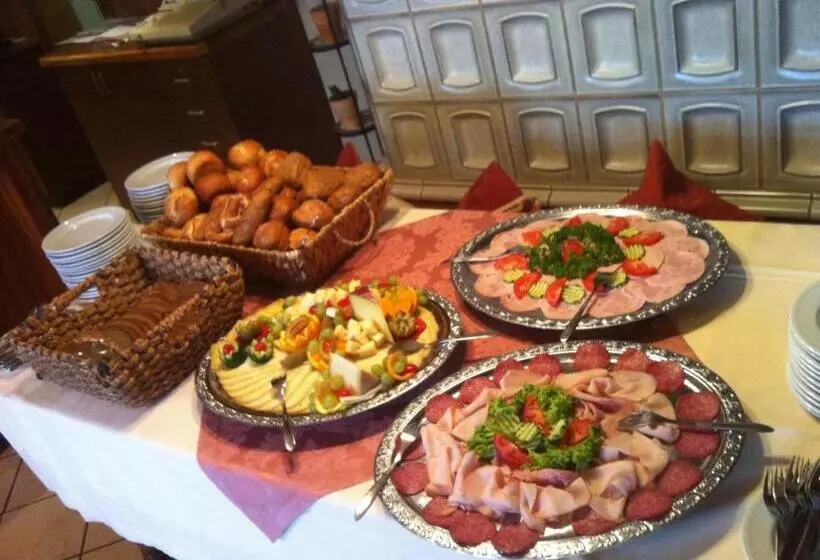 Retkeilymaja Bäckerei Konditorei Frühstückspension Wagner